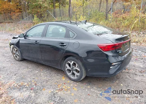 2021 Kia Forte Lxs из США, поврежденный, VIN 3KPF24AD6ME387728